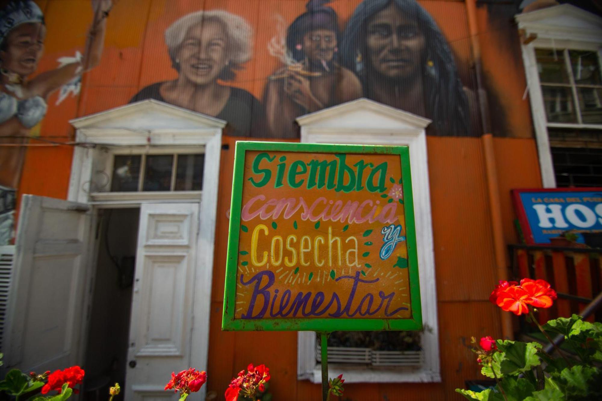 La Casa Del Puerto, Hostal Cultural, Cerro Alegre Valparaíso Exterior photo