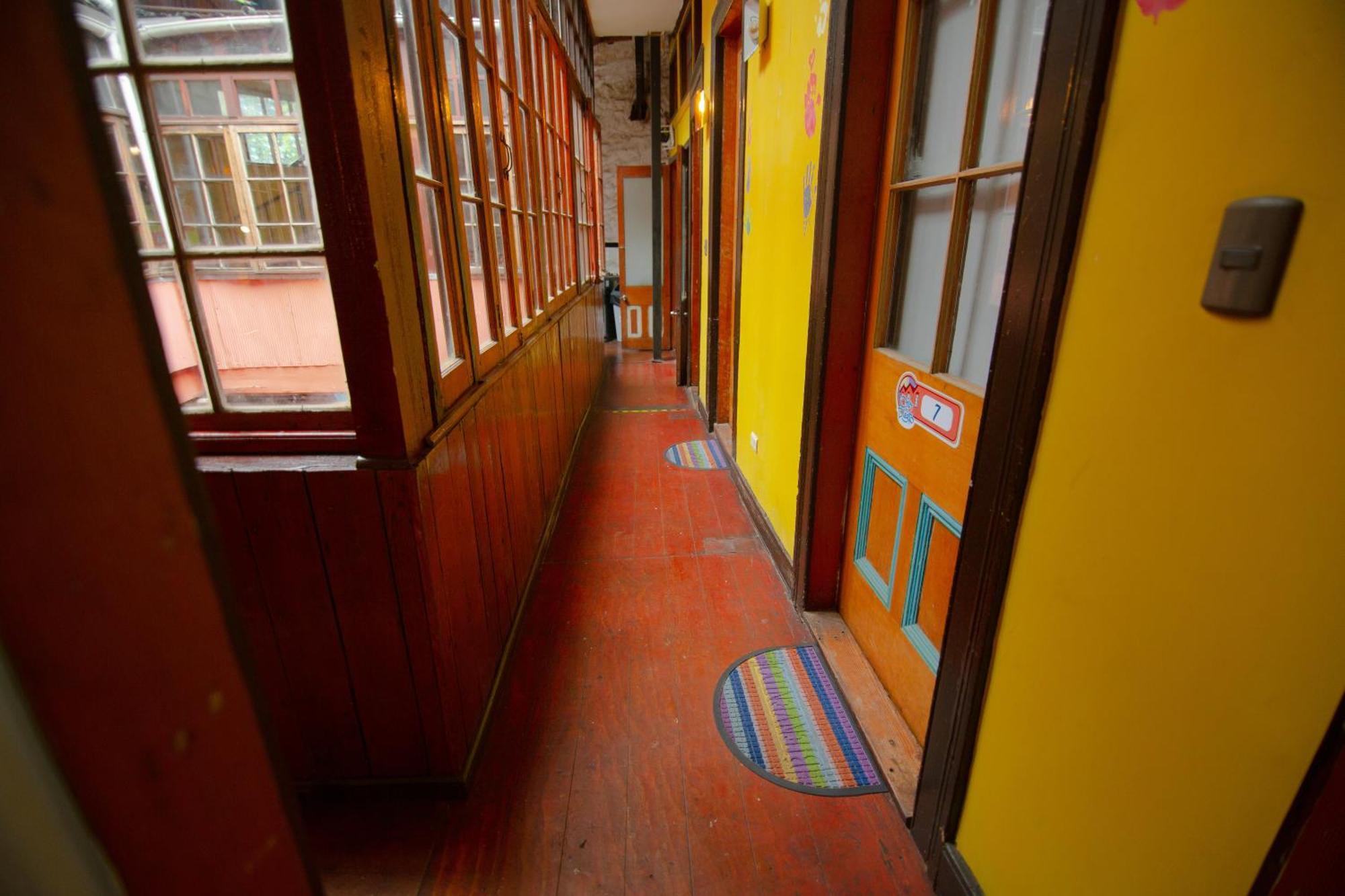 La Casa Del Puerto, Hostal Cultural, Cerro Alegre Valparaíso Exterior photo